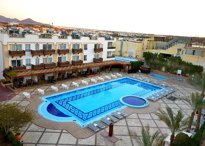 Falcon Naama Star 3*