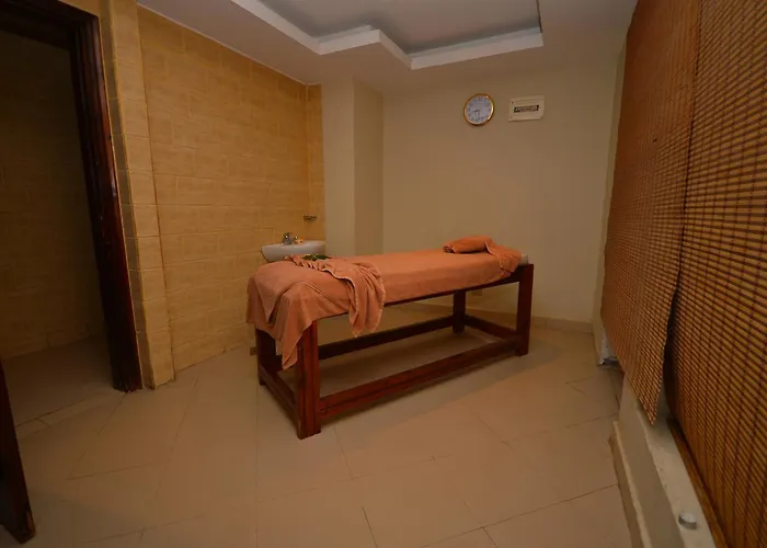 Falcon Naama Star 3*