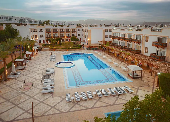 Falcon Naama Star 3*